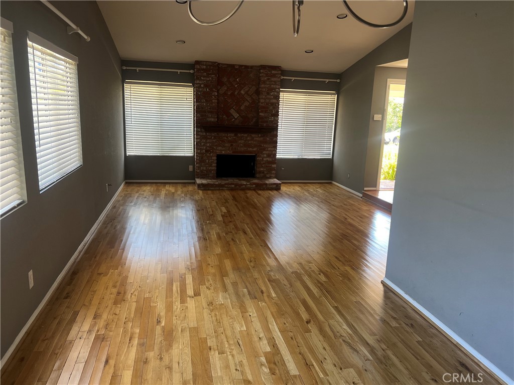 Properties 3 7621 Sale Avenue