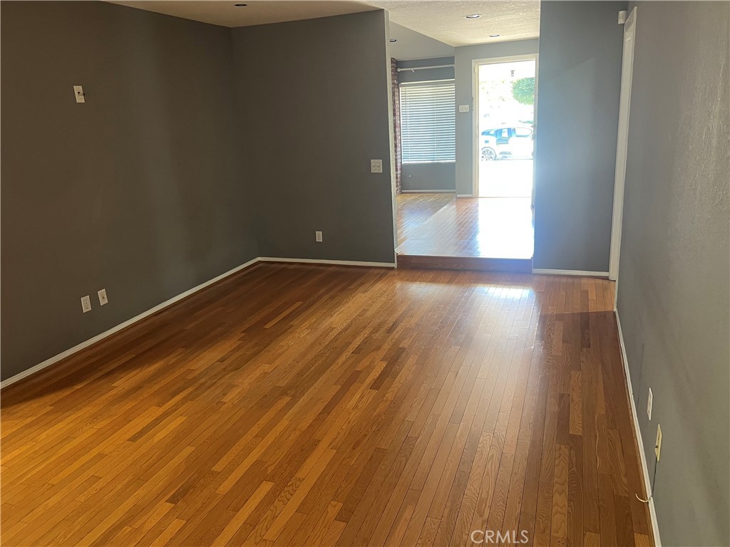 Properties 4 7621 Sale Avenue