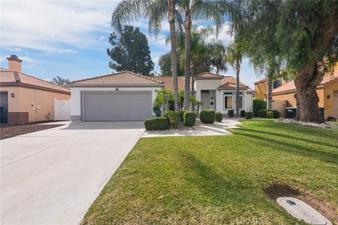 705 Fuchsia Perris CA 92571