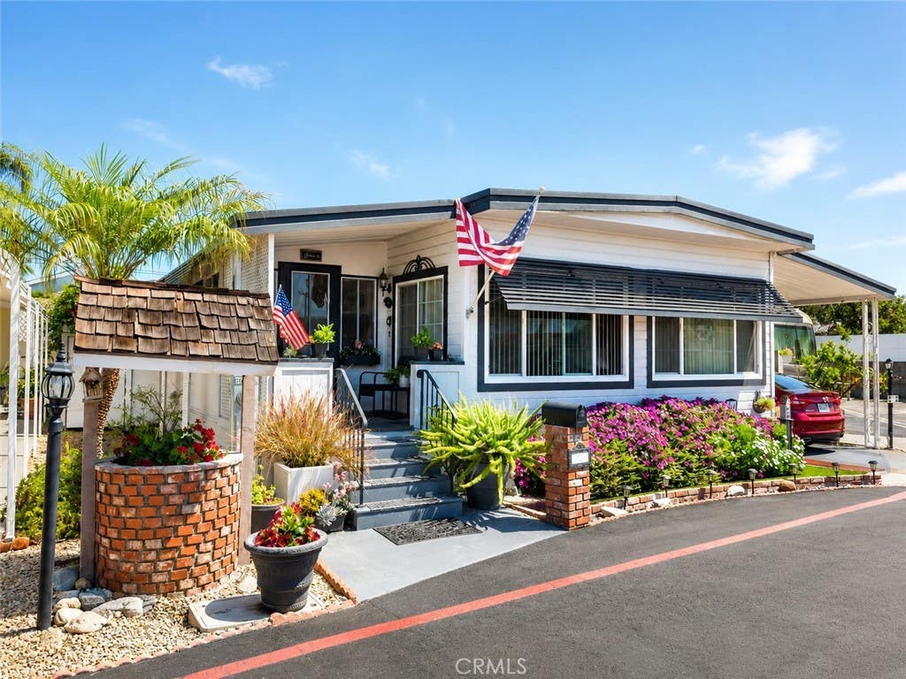 Photo of 16444 Bolsa Chica ST #44, Huntington Beach, CA 92649 (MLS # OC26176979)