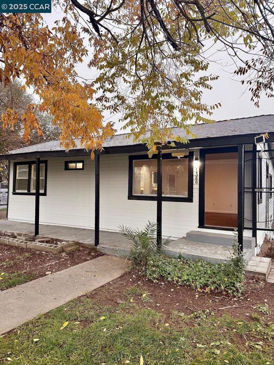 Wonderful opportunity in the City of Sacramento. This property consist of 2 bedrooms and 1 bath. Open floor plan offering 911 sqft of living space. Separate laundry room. Spacious lot with a backyard deck. Close to shopping centers, restaurants, and public transportation. Must see to appreciate it. Won't last long at this price!