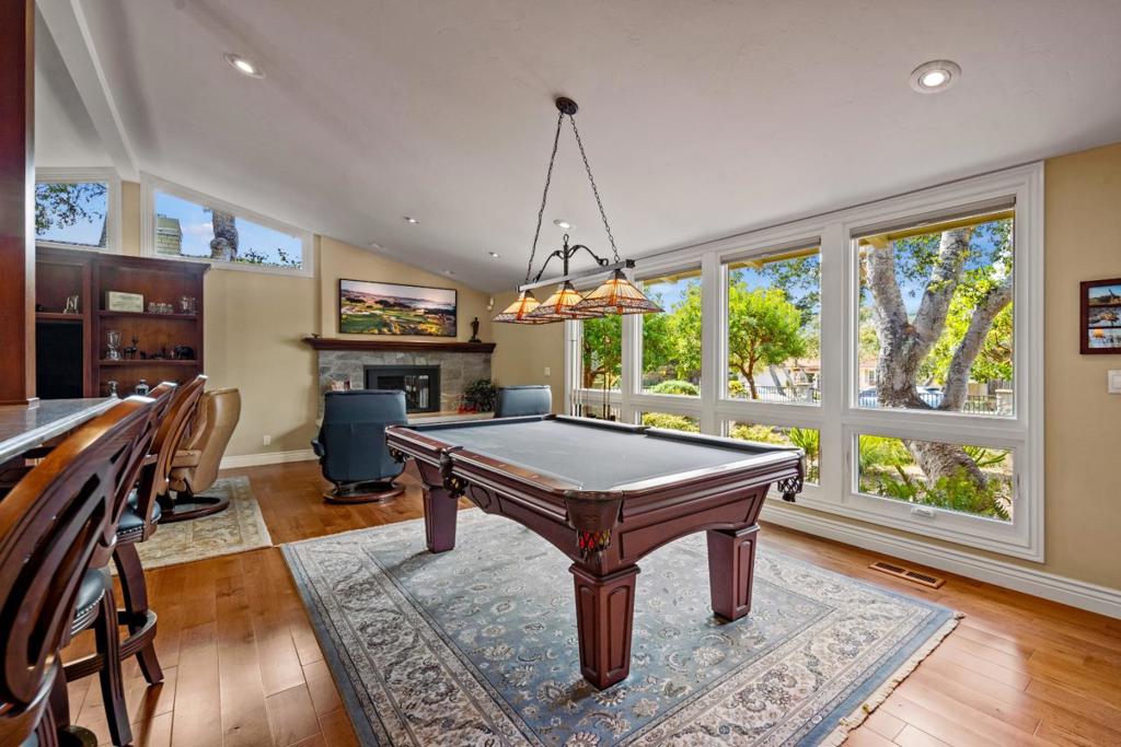 3125 Bird Rock Road
