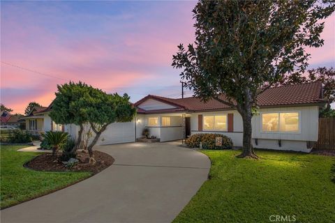 Photo of 8651 Holly Street, Rancho Cucamonga, CA 91701 (MLS # OC25250906)