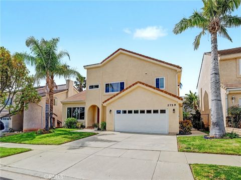 Photo of 2759 Stanislaus Ave, Simi Valley, CA 93063 (MLS # SR26059170)