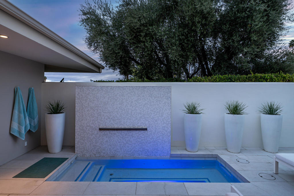 Seven Lakes C.C. - Residential Lease