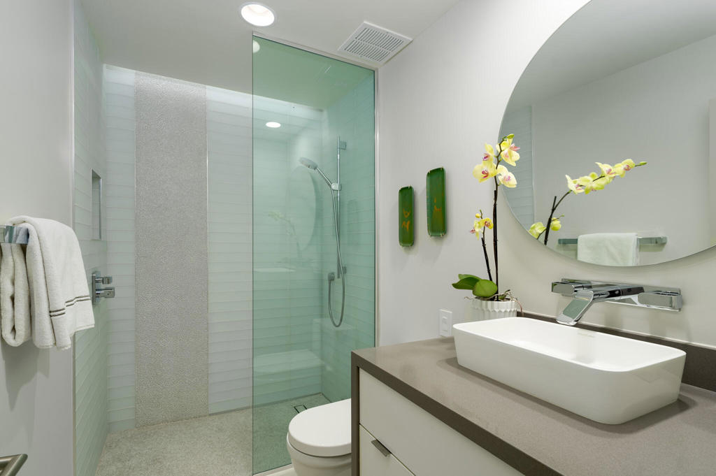 Seven Lakes C.C. - Residential Lease