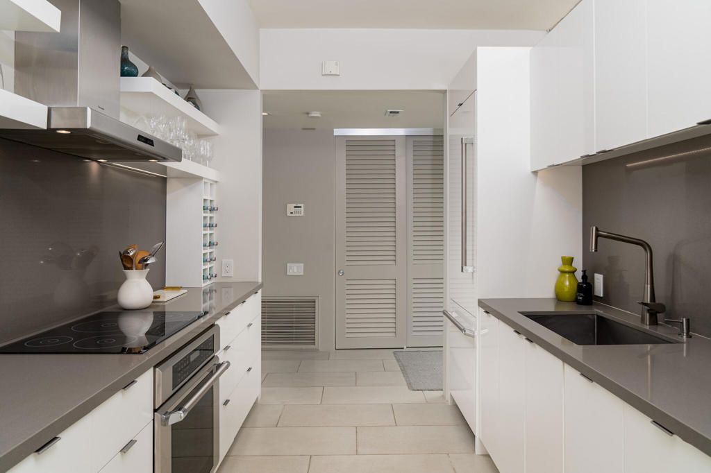 Seven Lakes C.C. - Residential Lease