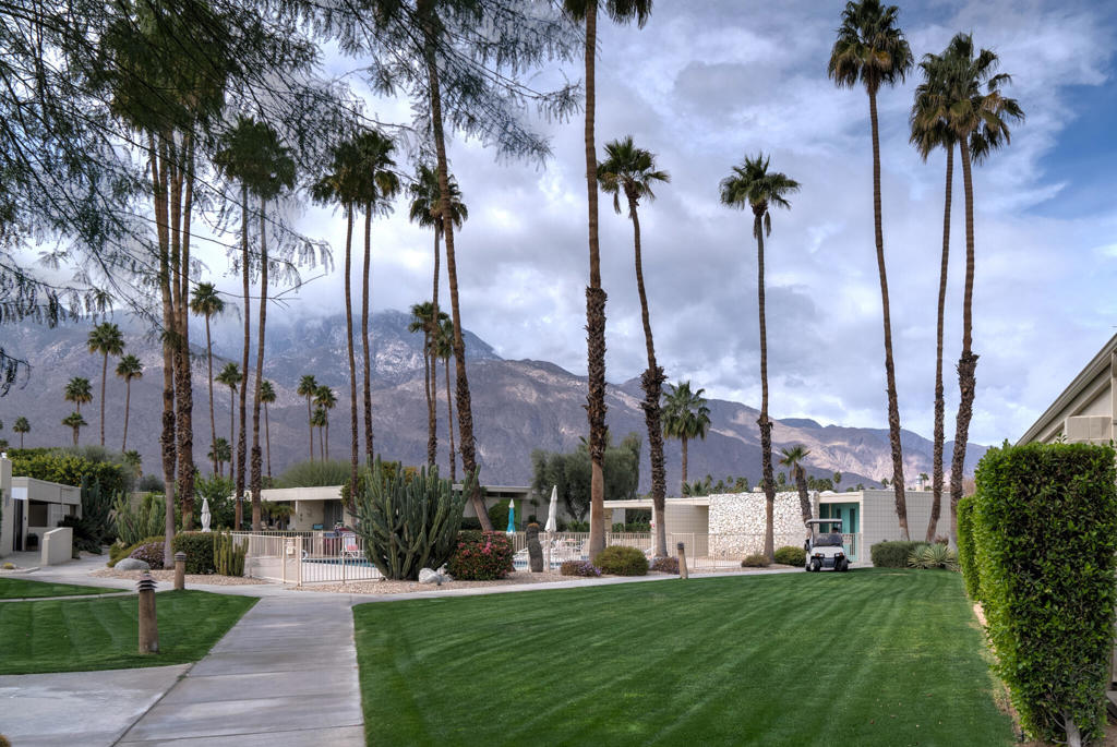 Seven Lakes C.C. - Residential Lease