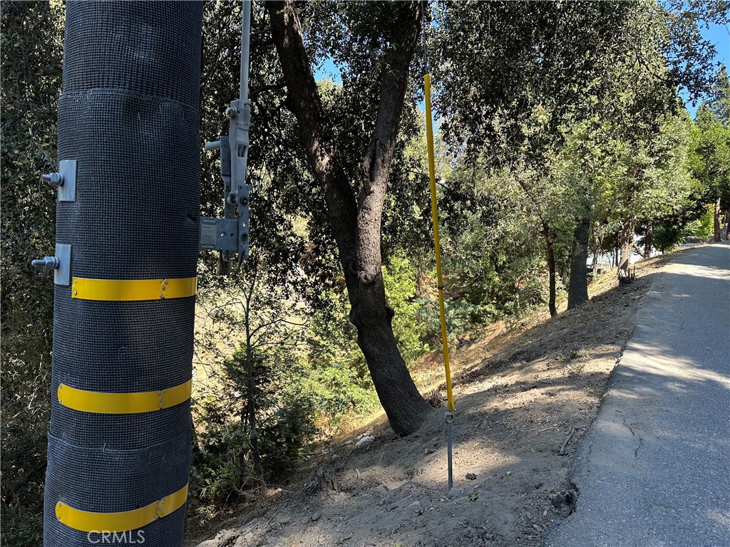 Crestline (CRES) - Land