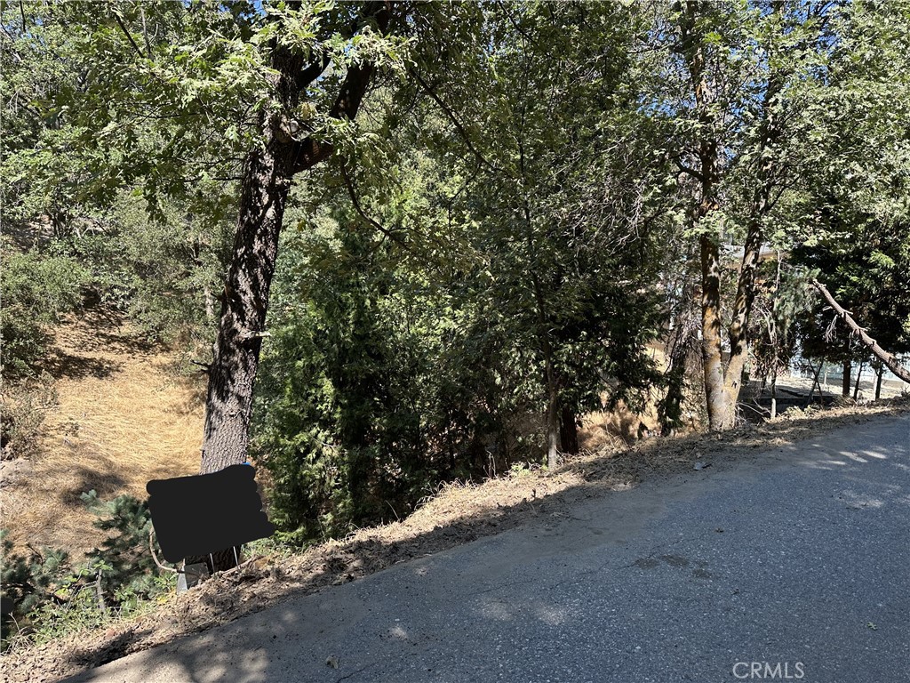 Crestline (CRES) - Land