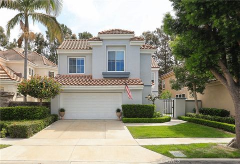 Photo of 7 Lyon, Newport Coast, CA 92657 (MLS # OC26090149)