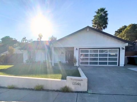 Photo of 13546 Mango Dr Dr, Del Mar, CA 92014 (MLS # 260005563SD)