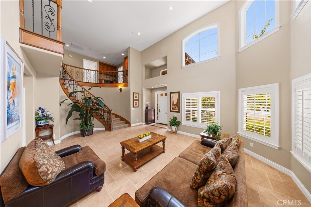10440 Rose Ann Cir