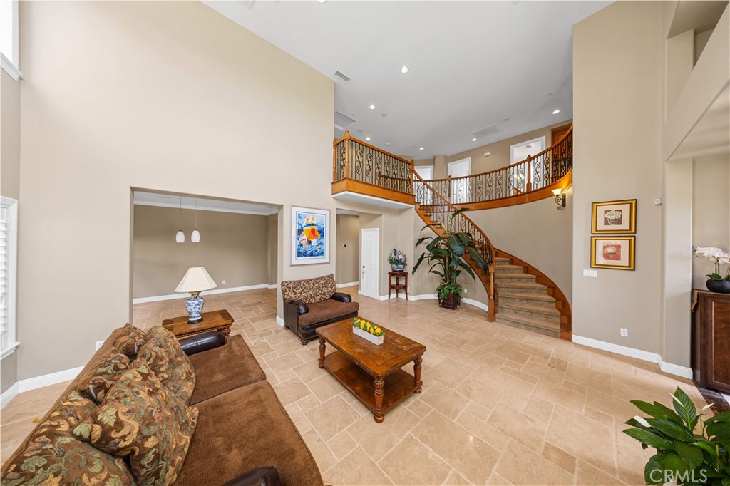 10440 Rose Ann Cir