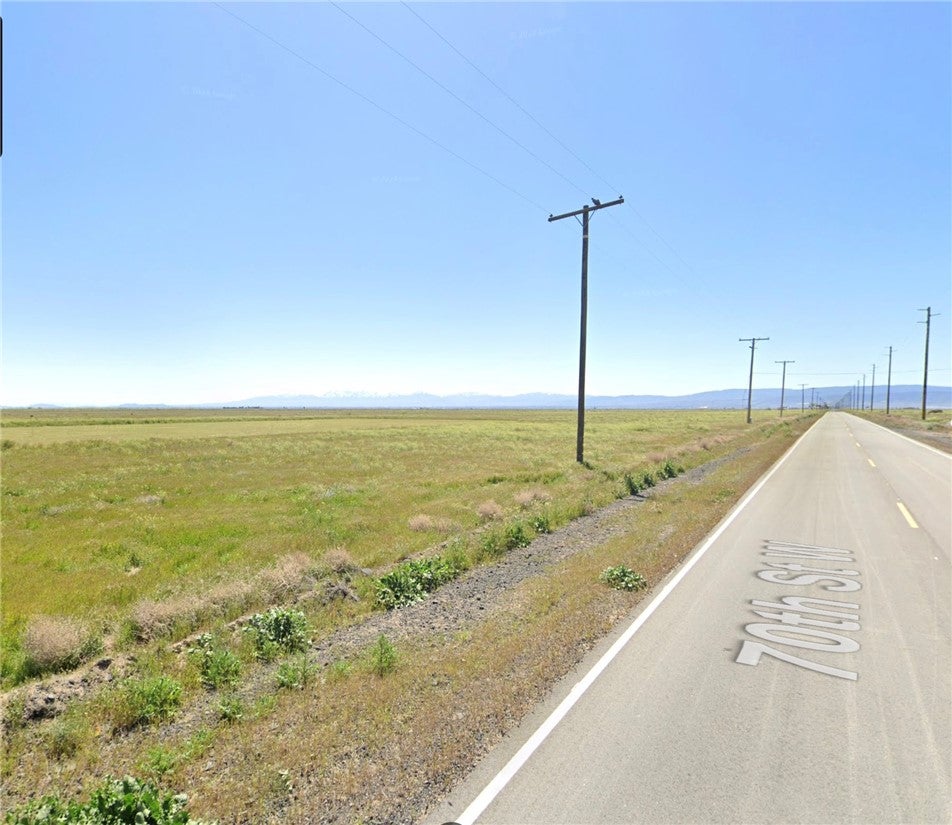 70 W Avenue B-4
