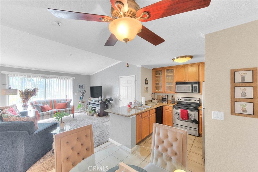 1023 Vista Del Cerro 302