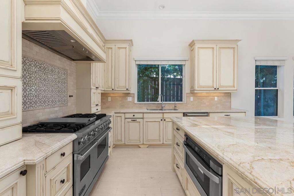 La Jolla - Residential Lease