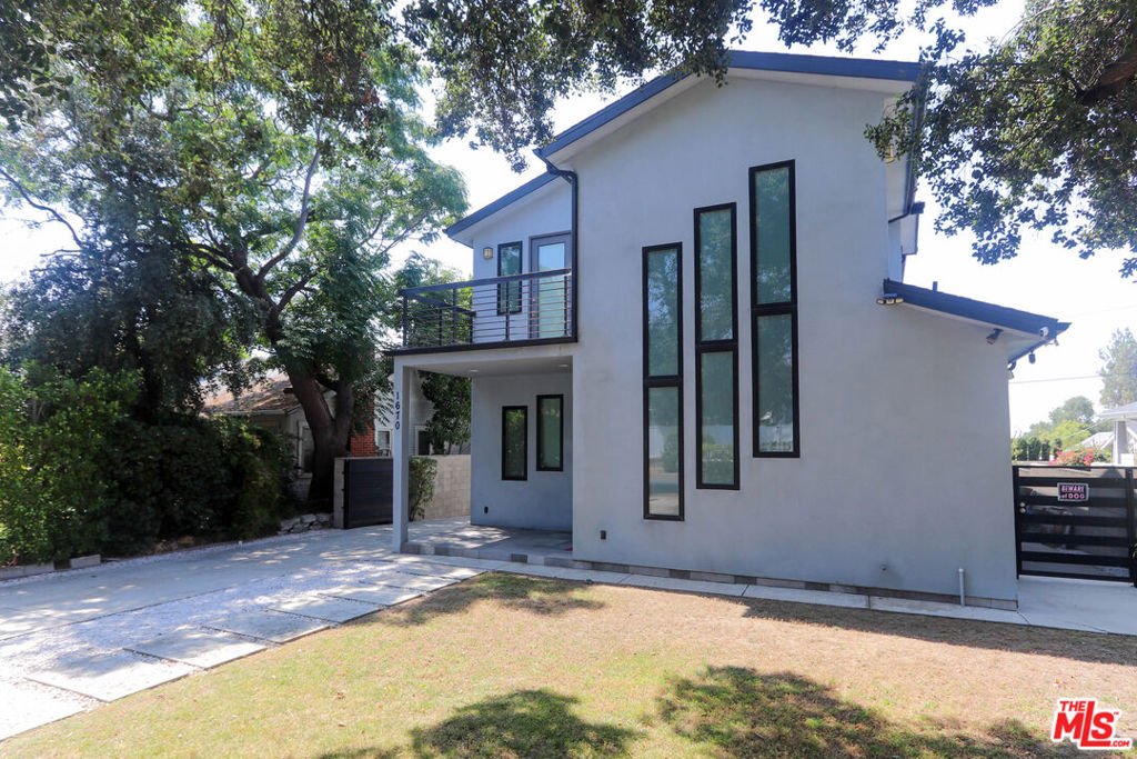 Properties 2 1670 Asbury Drive