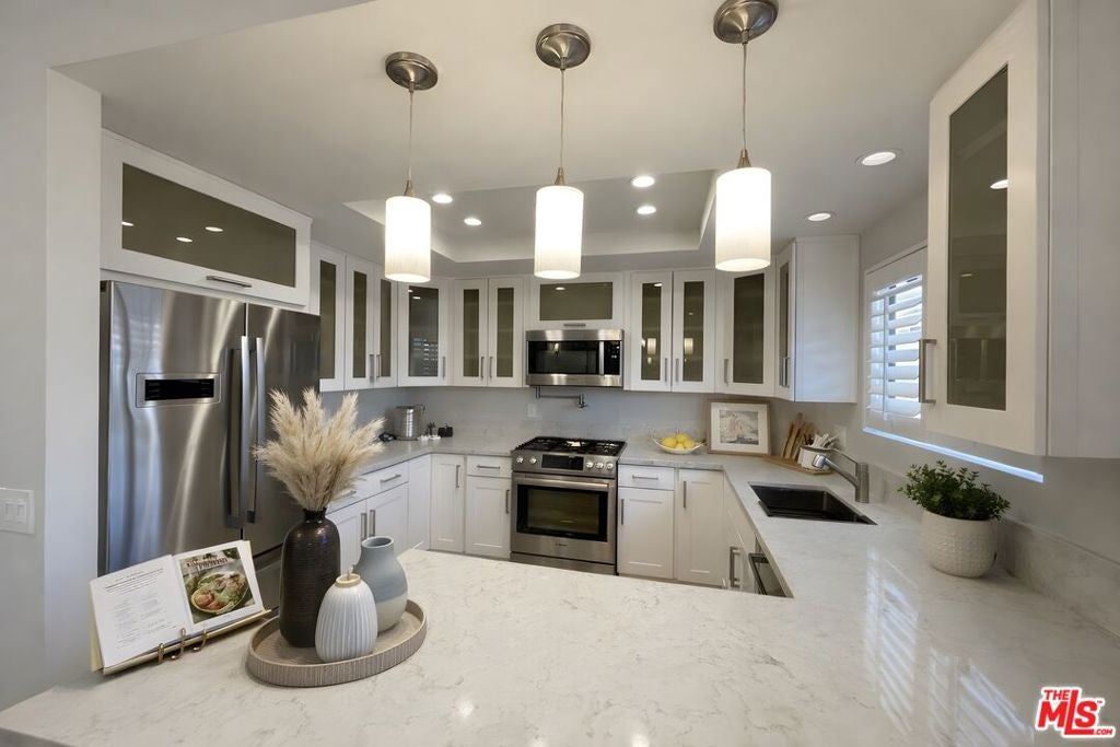 Properties 4 64356 Doral Drive