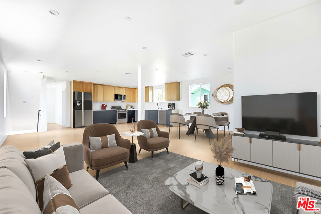 1200 W 38th Street