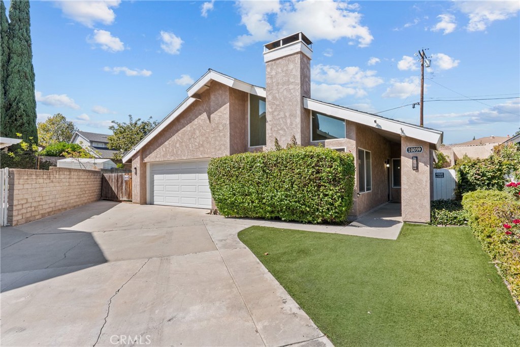 10059 Hillview Ave