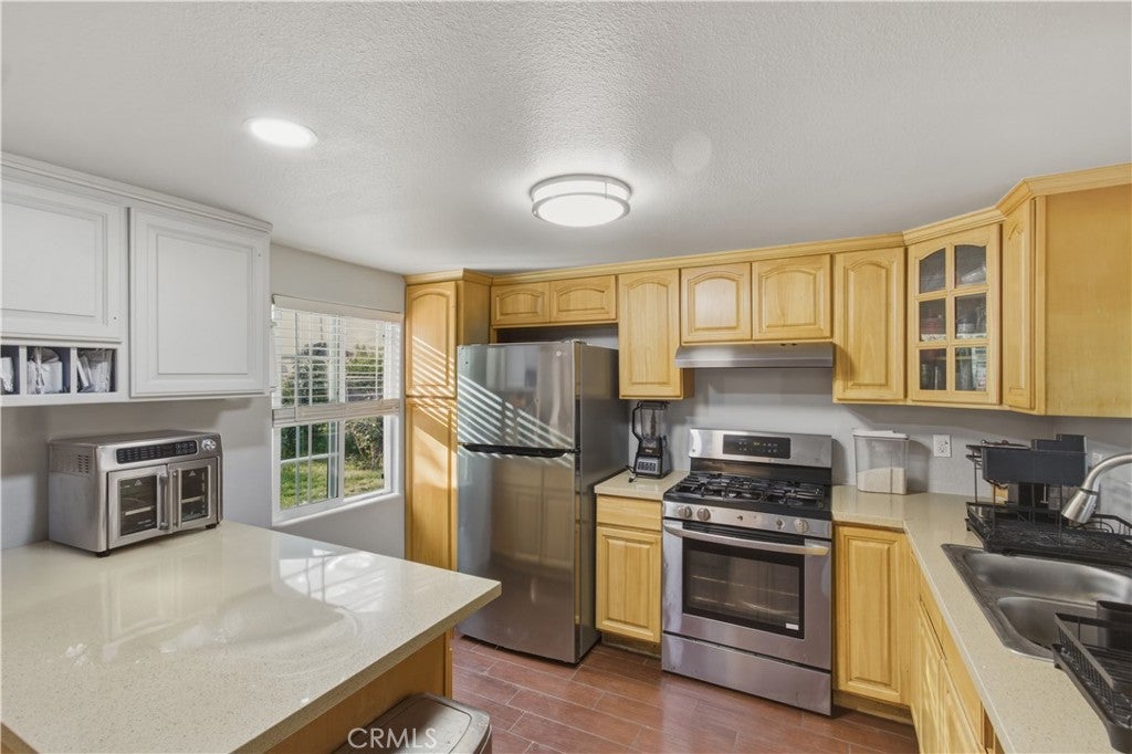2330 Meadowbrook