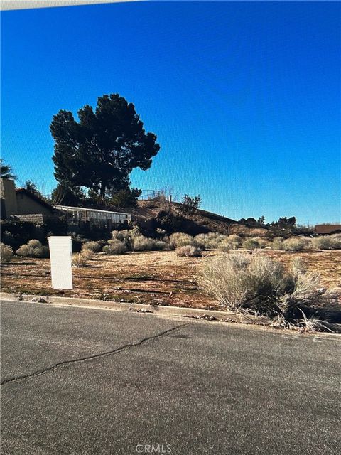 Photo of 999 Montecito Dr, Victorville, CA 92395 (MLS # MB26030284)