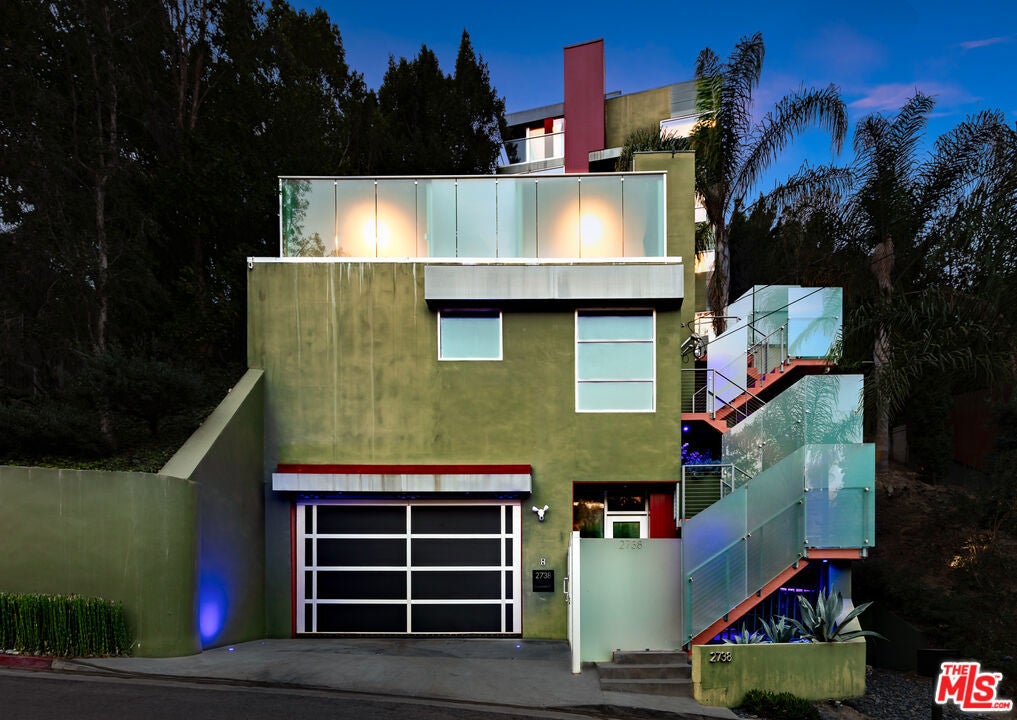 2738 Rinconia Drive