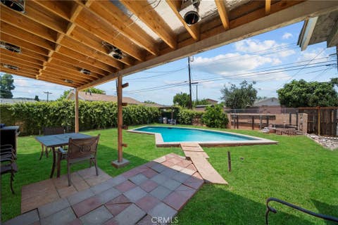 Tiny photo for 23817 Victory Boulevard, West Hills, CA 91307 (MLS # SR26137718)