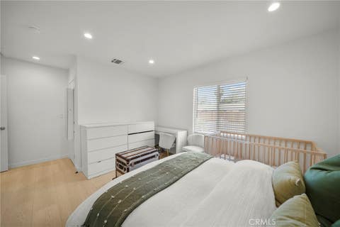 Tiny photo for 23817 Victory Boulevard, West Hills, CA 91307 (MLS # SR26137718)