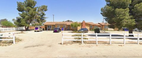 Photo of 20910 Lone Eagle, Apple Valley, CA 92308 (MLS # HD26138244)
