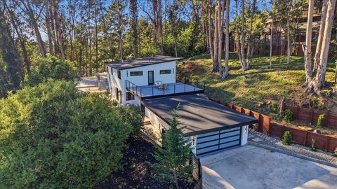 Tiny photo for 5 Arriba Drive, Aromas, CA 95004 (MLS # ML82037625)