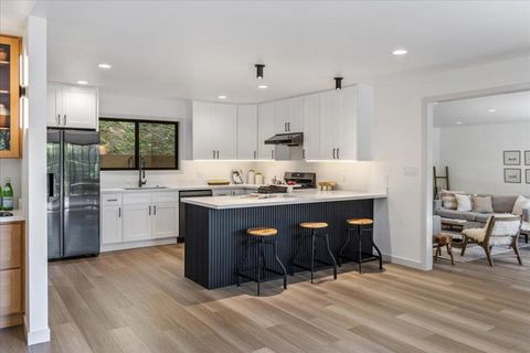 Tiny photo for 5 Arriba Drive, Aromas, CA 95004 (MLS # ML82037625)