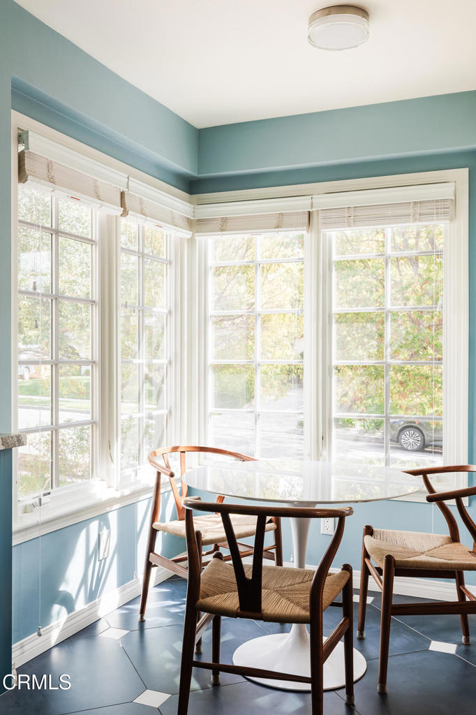 10785 Weyburn Avenue