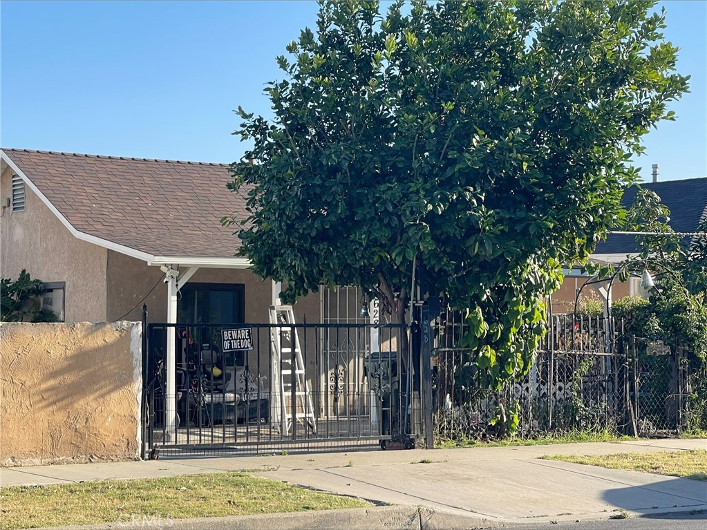 628 E Maitland
