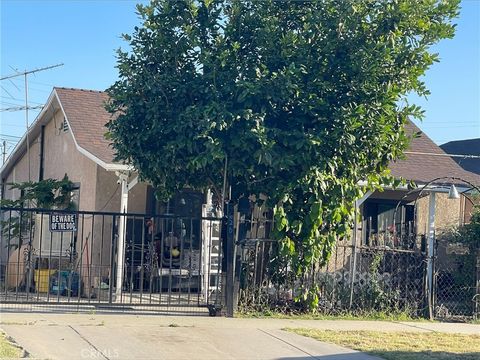 Photo of 628 E Maitland ST, Ontario, CA 91761 (MLS # IV26124086)