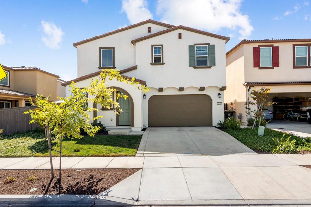 Welcome to your future home in the vibrant city of Sacramento! This spacious residence offers 2,362 square feet of living space, featuring four comfortable bedrooms and three full bathrooms equipped with double sinks. A rare and desirable feature you'll find a master suite on both the upstairs and downstairs levels offering flexibility for multi generational living or added privacy for guests. The heart of the home is a modern kitchen that seamlessly connects to the family room, perfect for entertaining or casual family gatherings. The home is equipped with central AC and central forced air heating, ensuring comfort throughout the year. For your convenience, there is a dedicated laundry area. The flooring throughout the house contributes to its elegant look and feel. Located in the Twin Rivers Unified School District, families will appreciate the proximity to local schools. Additional amenities include a dining area and a two-car garage, providing ample space for parking and storage. Don't miss the opportunity to make this Sacramento gem your own!
