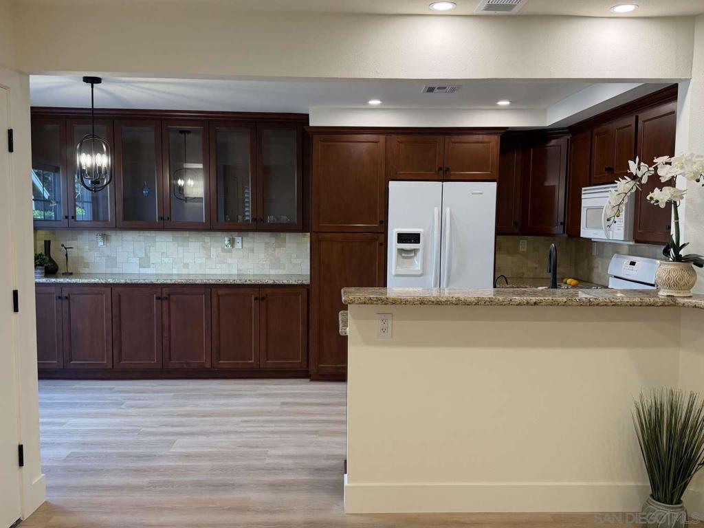 4463 Chase Drive 23