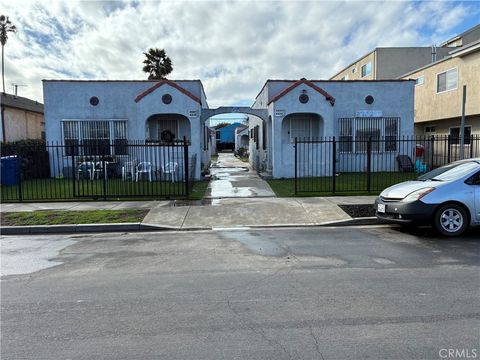 Photo of 6333 8th Ave Ave, Los Angeles, CA 90043 (MLS # PW26048878)