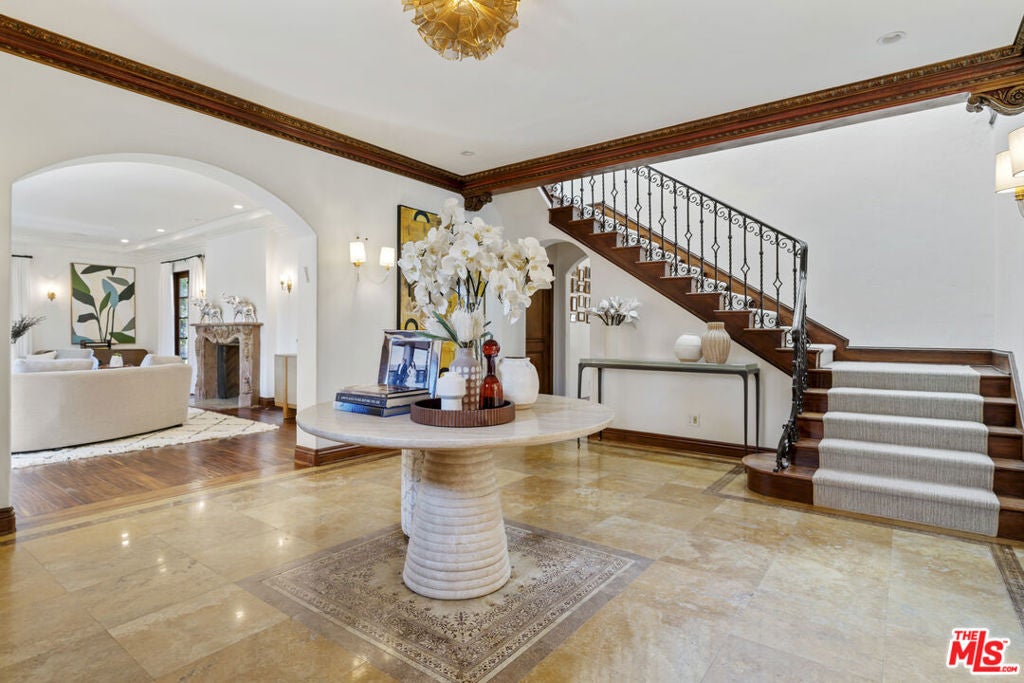 305 S June Street