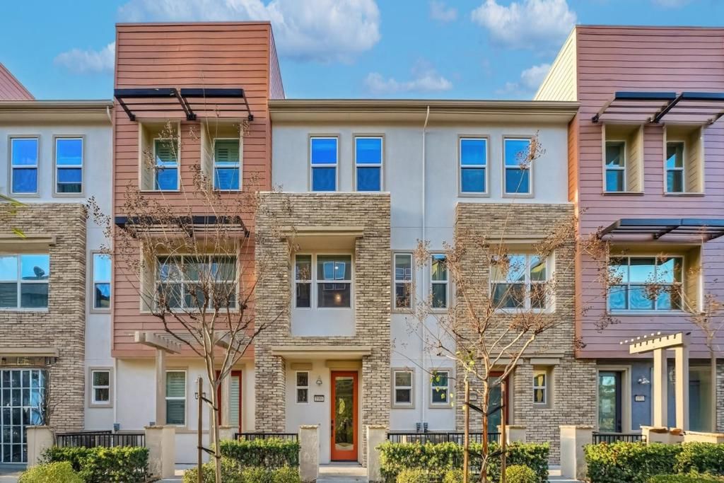 Photo of 1986 Galileo Lane, San Jose, CA 95133 (MLS # ML82031376)