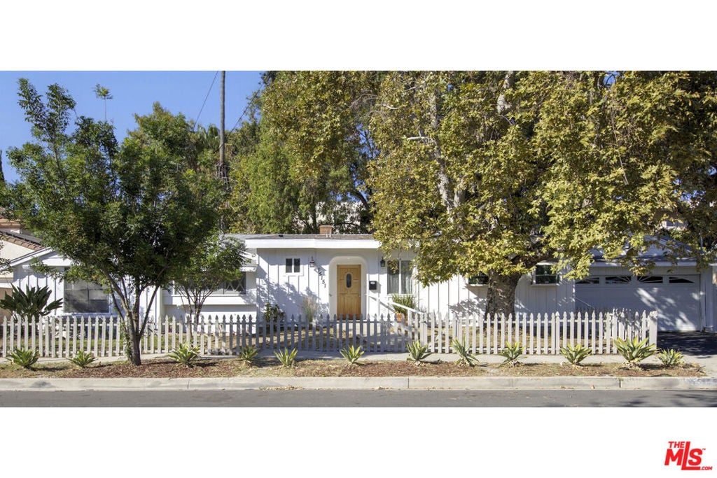 15151 Enadia Way