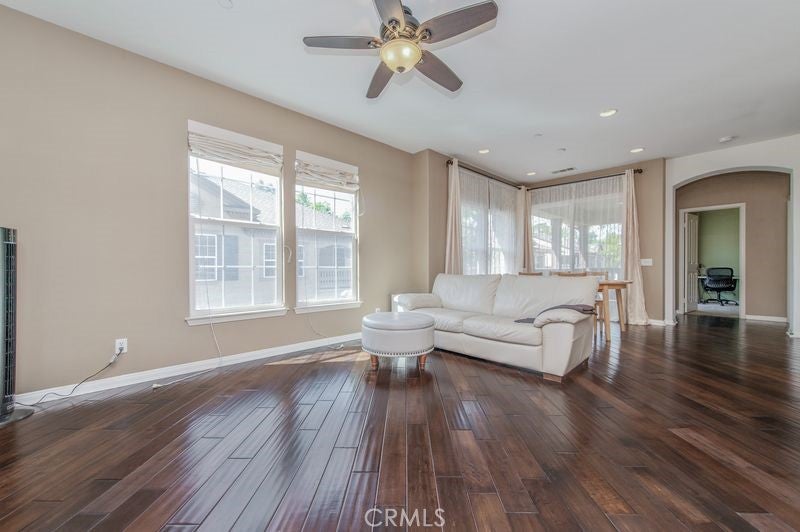 Properties 1 15212 Grant