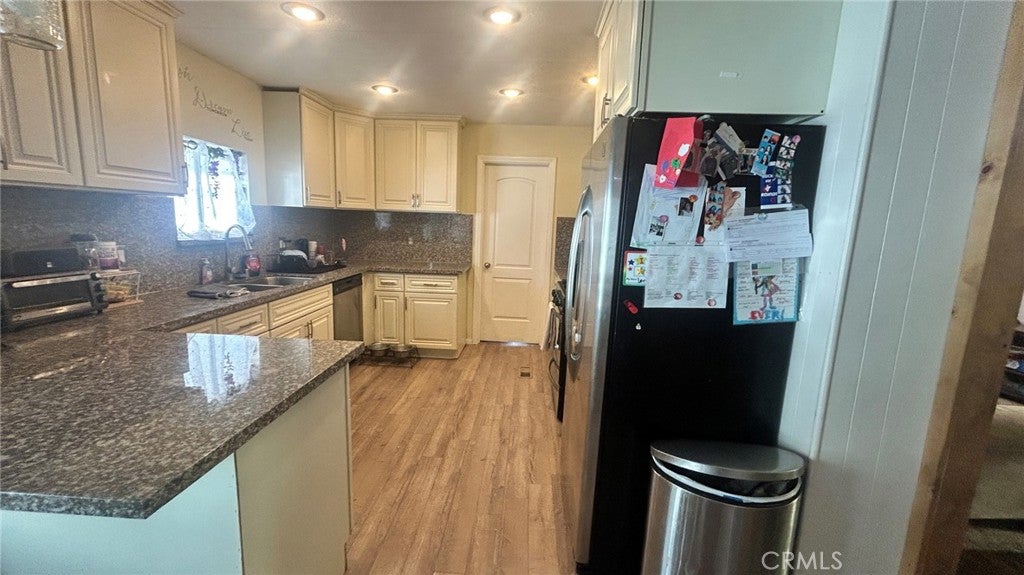 2755 Arrow Highway 141