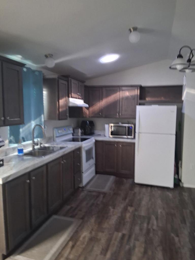 45456 7th Street