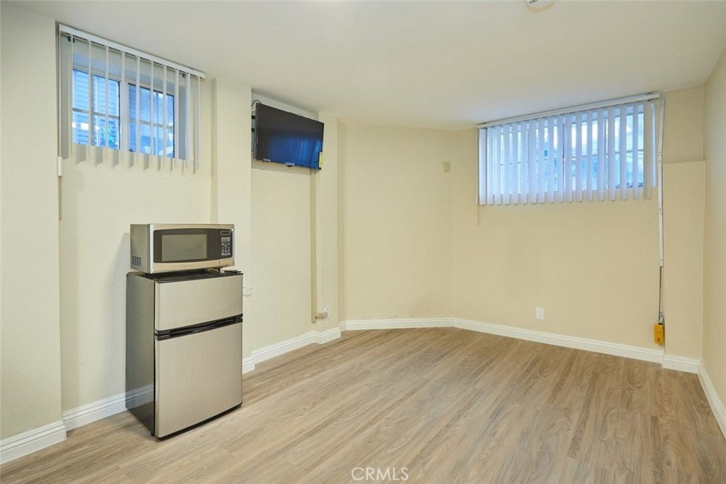 1840 W 11th Place