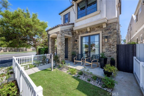 Photo of 236 4th ST, Seal Beach, CA 90740 (MLS # PW26205273)