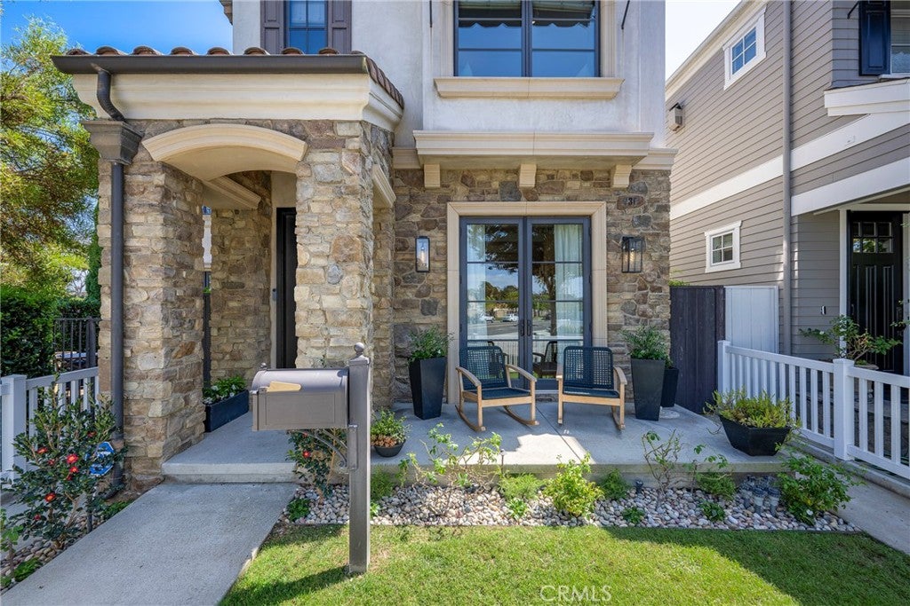 Photo of 236 4th ST, Seal Beach, CA 90740 (MLS # PW26205273)