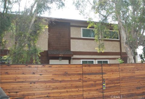 Photo of 872 Lucile Avenue #A, Silver Lake, CA 90026 (MLS # PW26051118)