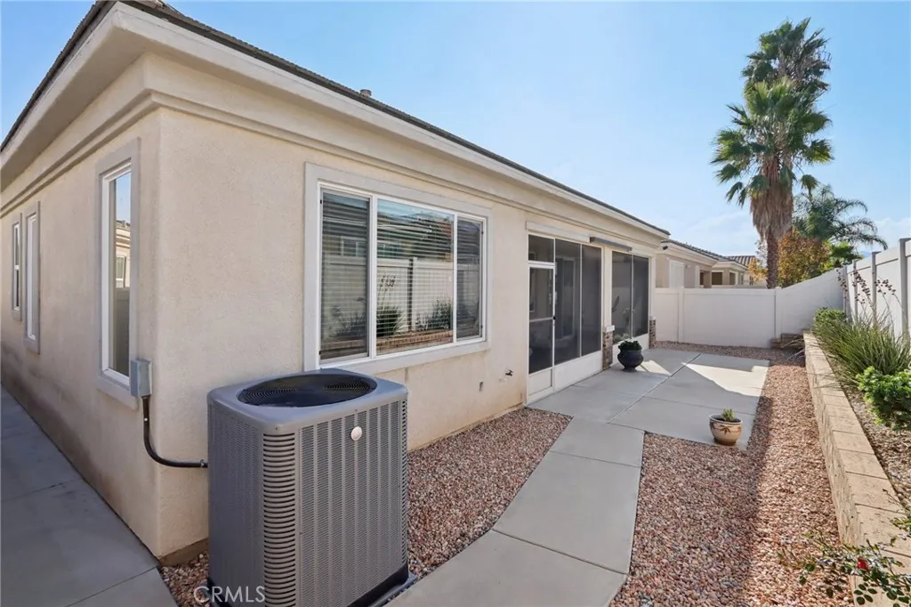 Hemet, California 92545, United States, 2 Bedrooms Bedrooms, ,2 BathroomsBathrooms,Residential,Active,251631